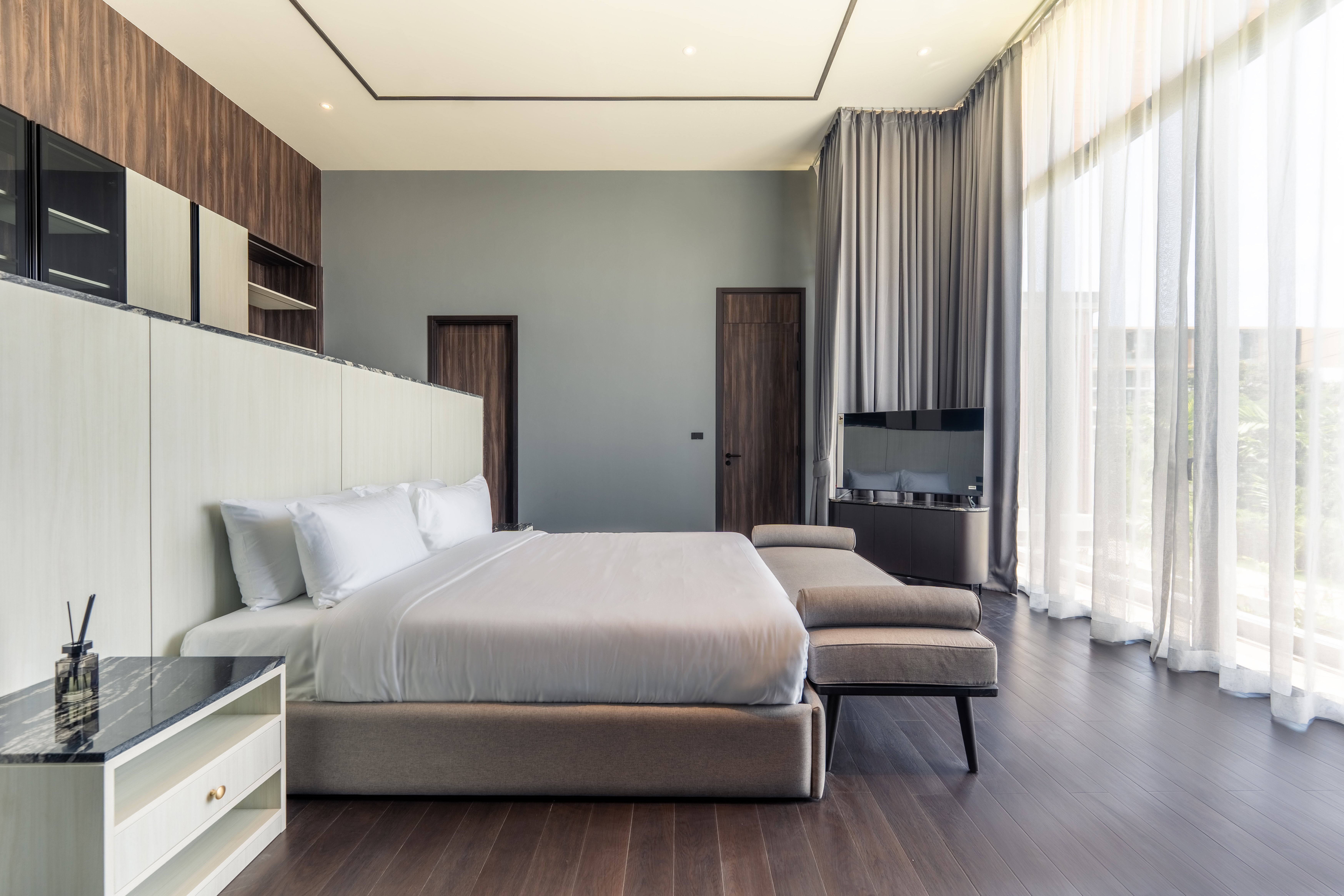 The Ozone Grand Residences 9